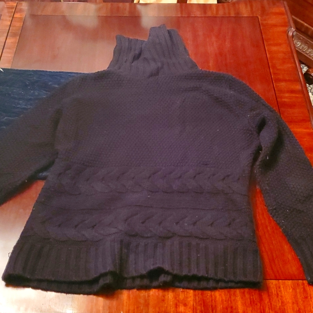 Black Jones New York Sport Turtleneck